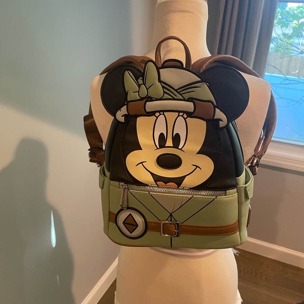 NWOT Loungefly Minnie Safari Adventure Backpack